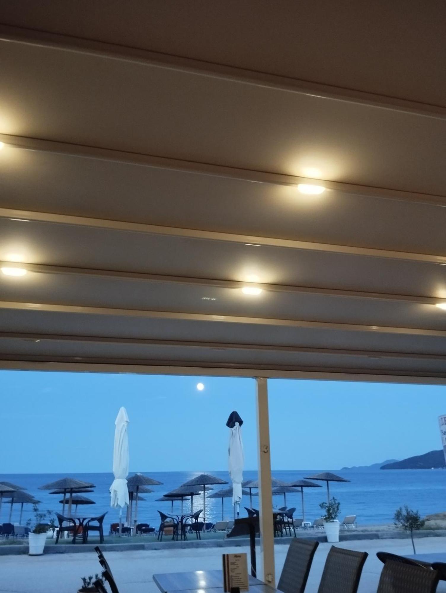 Bella Vista Apartments Nea Vrasna Bagian luar foto
