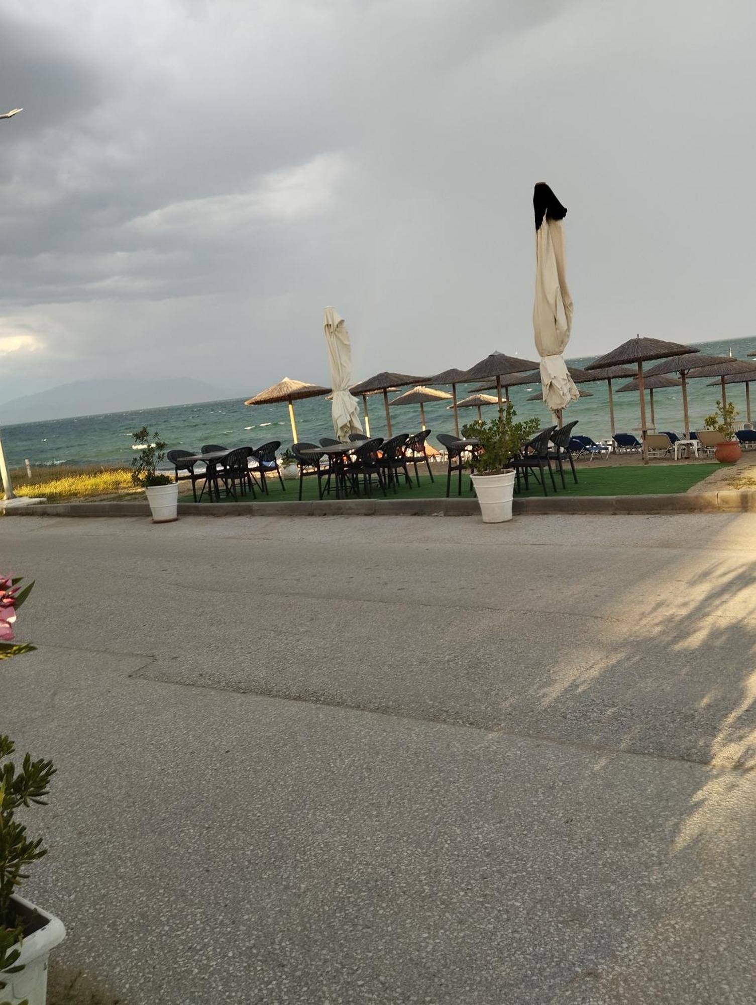 Bella Vista Apartments Nea Vrasna Bagian luar foto
