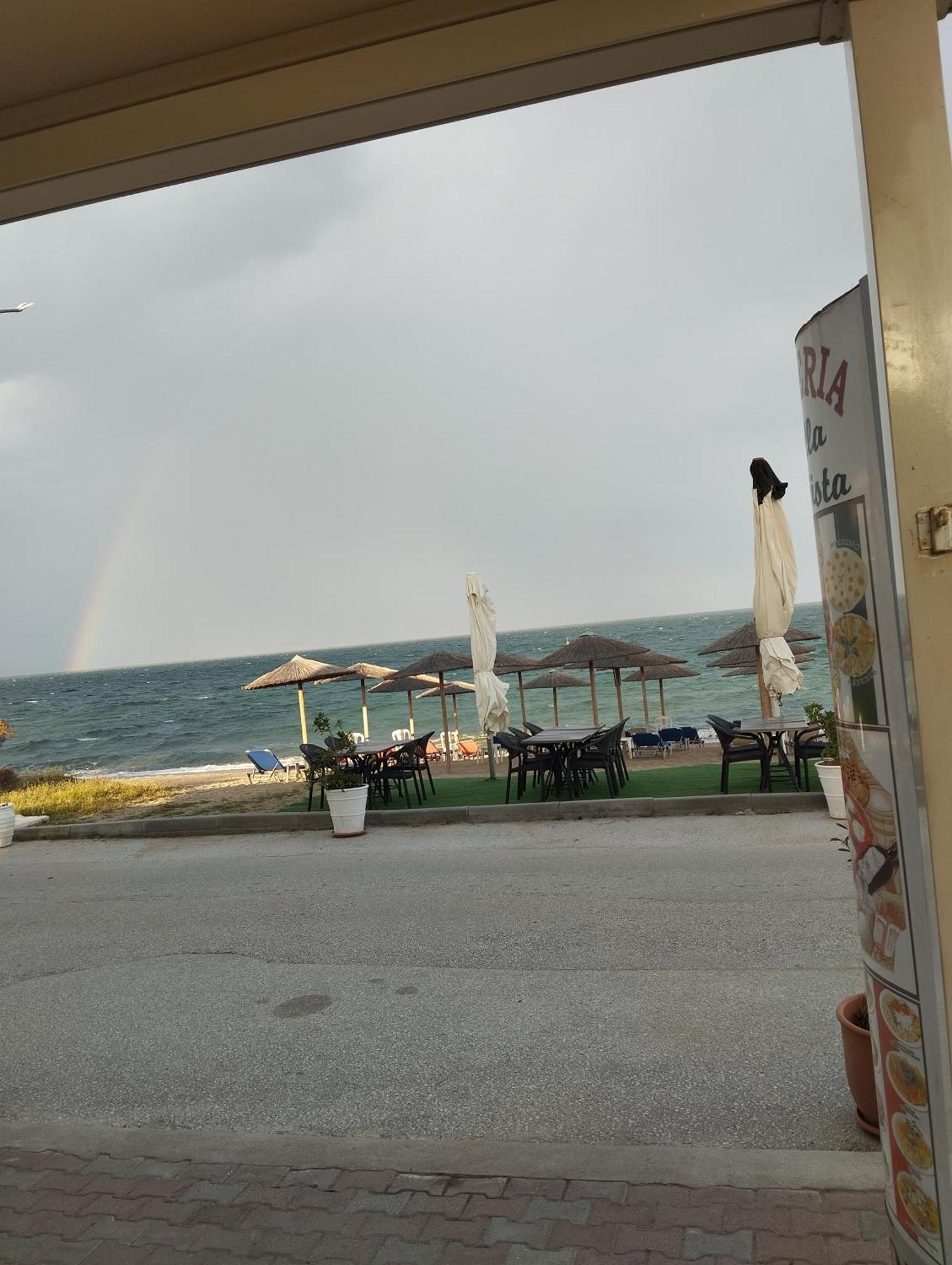 Bella Vista Apartments Nea Vrasna Bagian luar foto