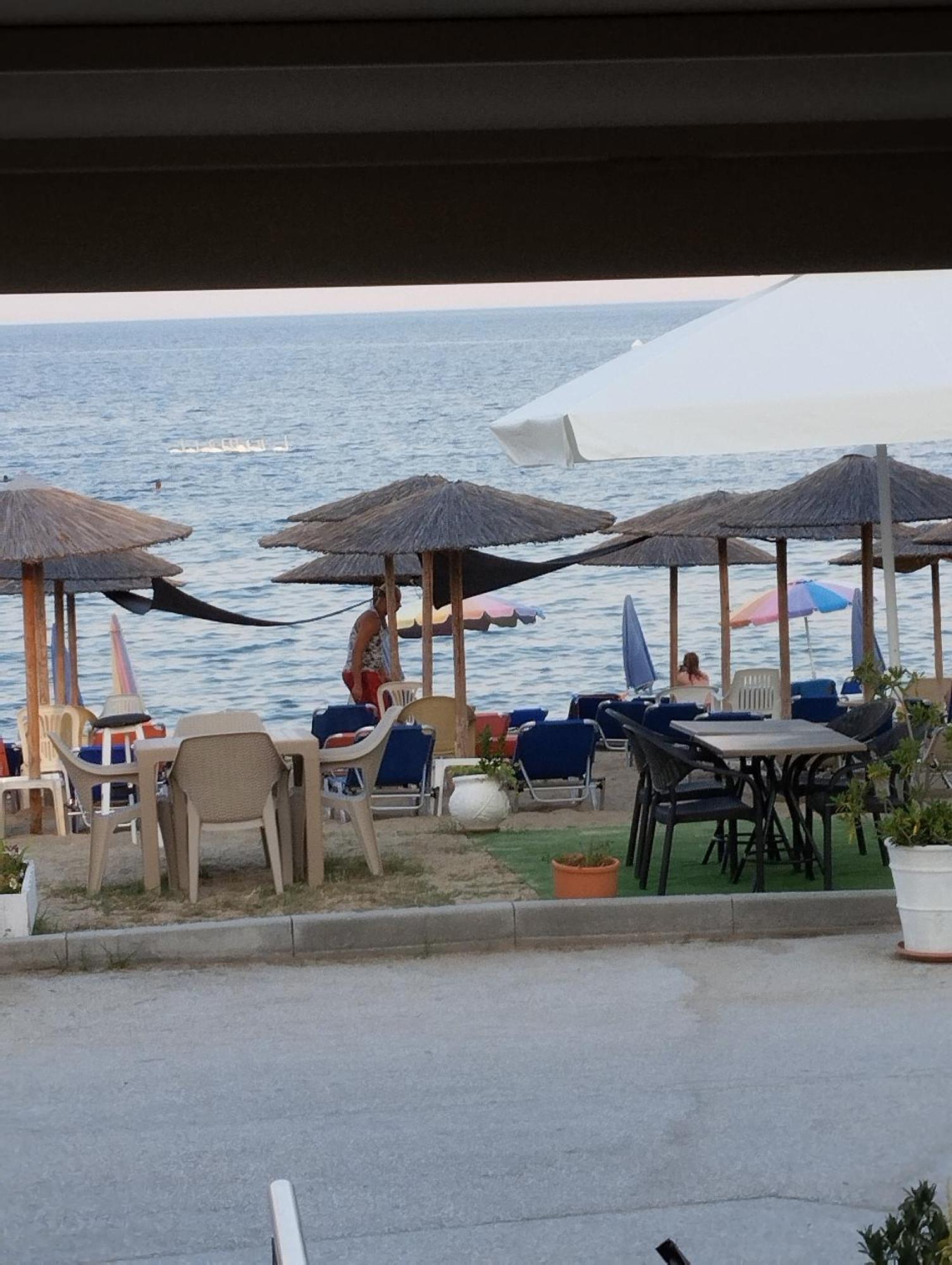 Bella Vista Apartments Nea Vrasna Bagian luar foto